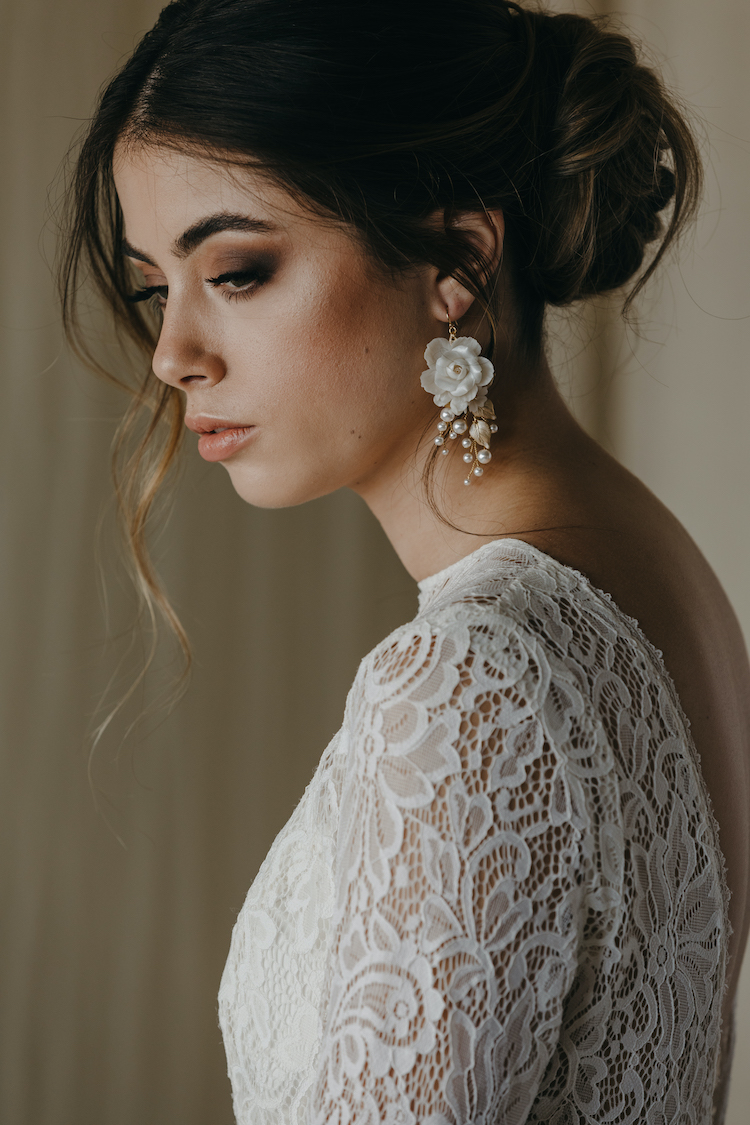 Tips for Styling a Lace Wedding Dress