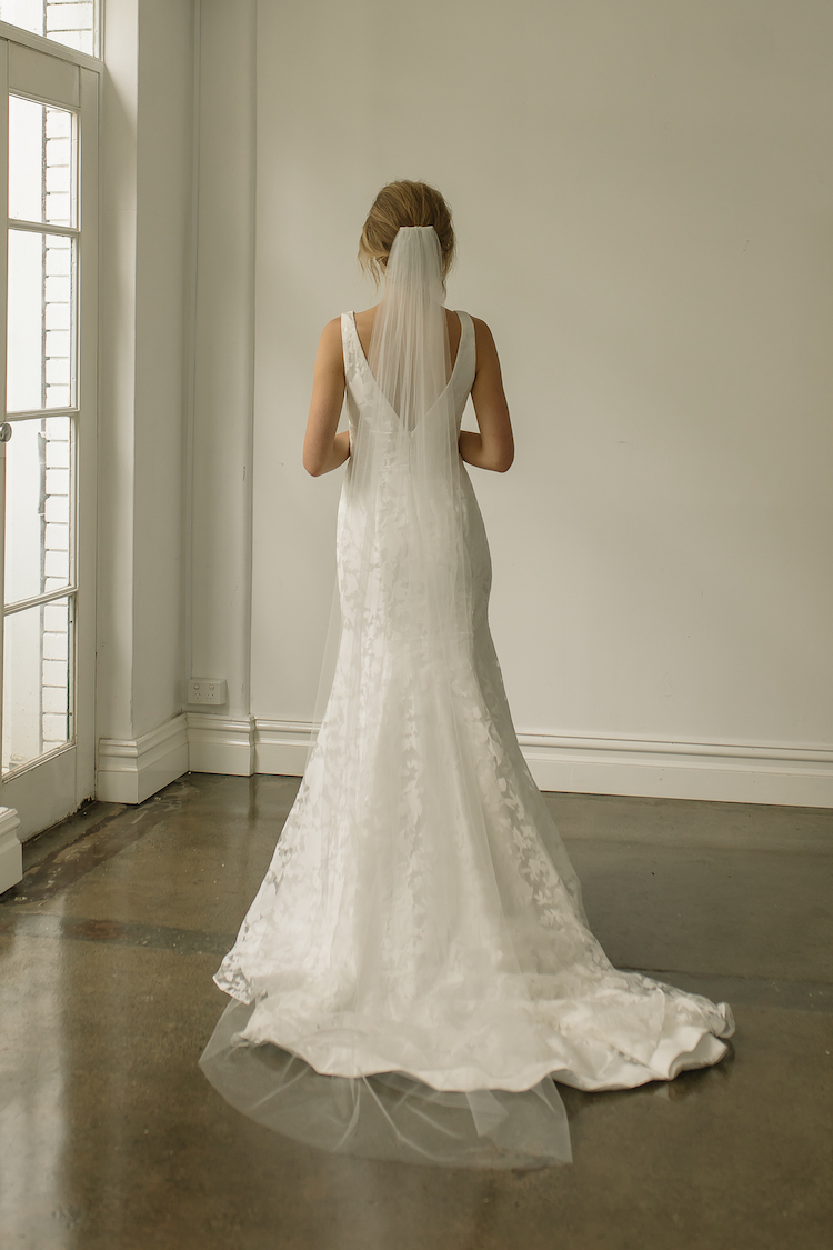 WYNTER | Chapel wedding veil
