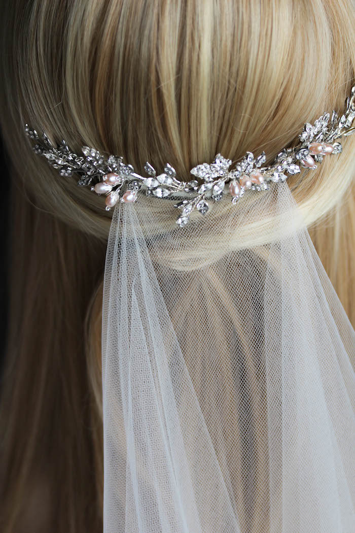 Wedding Headwear Set Crystal Pearl Hair Comb and One Tier Soft Sheer Plain Bridal Veil TSDZ038