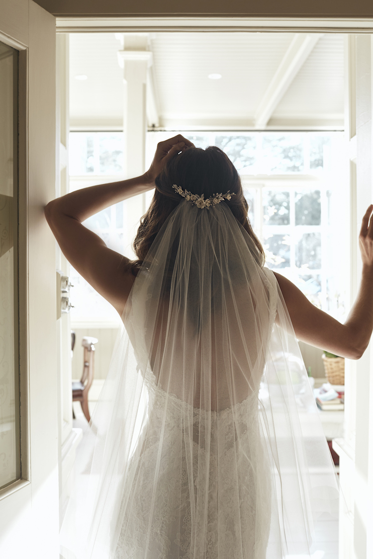 AMORA | Bridal veil with blusher