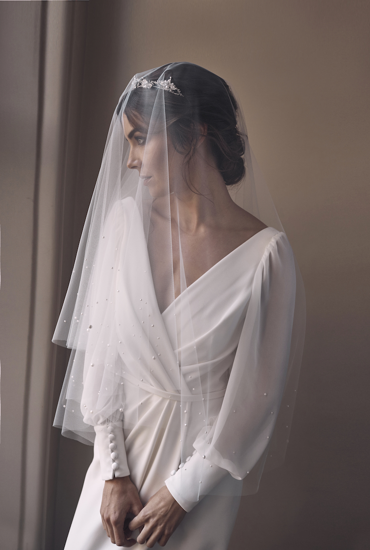 Short Pearl Veil : Made With Love, Unique Bridal