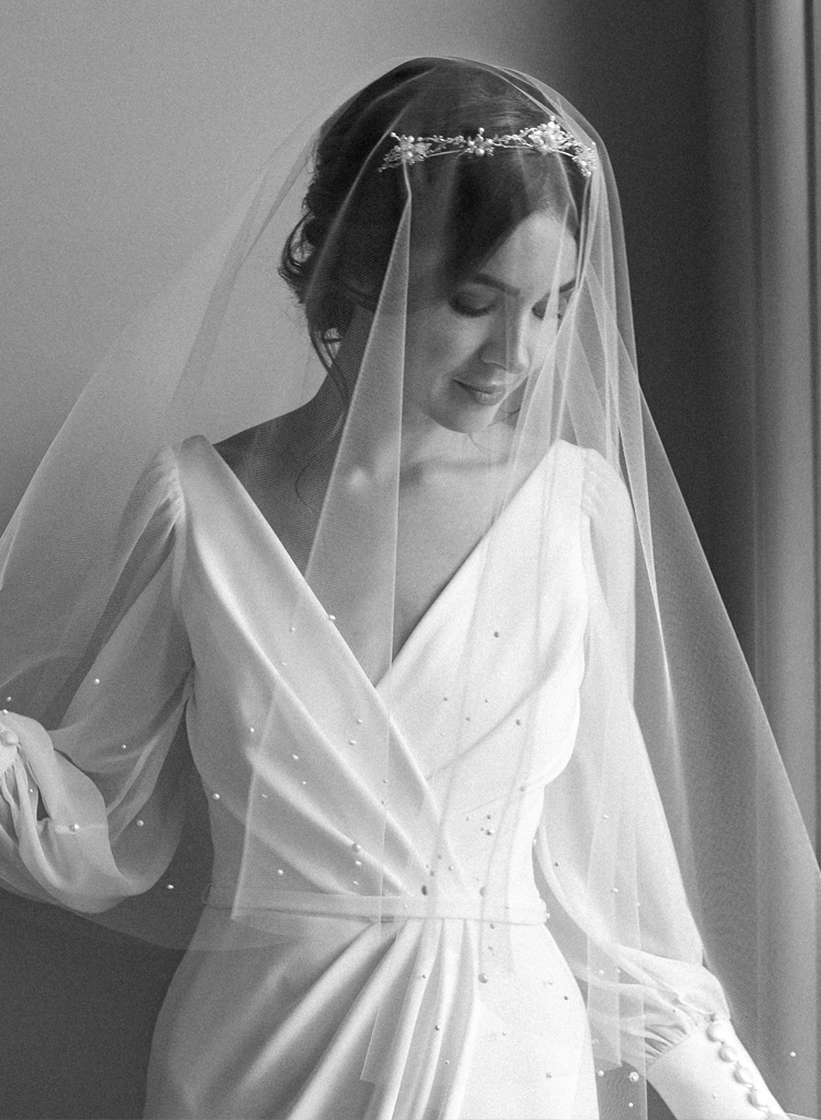 NADIA  Long pearl wedding veil - TANIA MARAS BRIDAL
