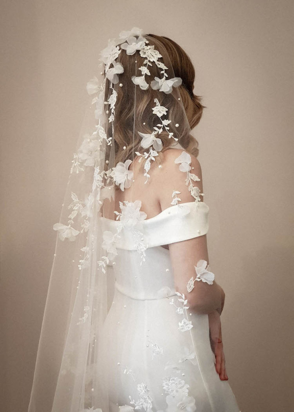 Riviera Lace Wedding Veil 4