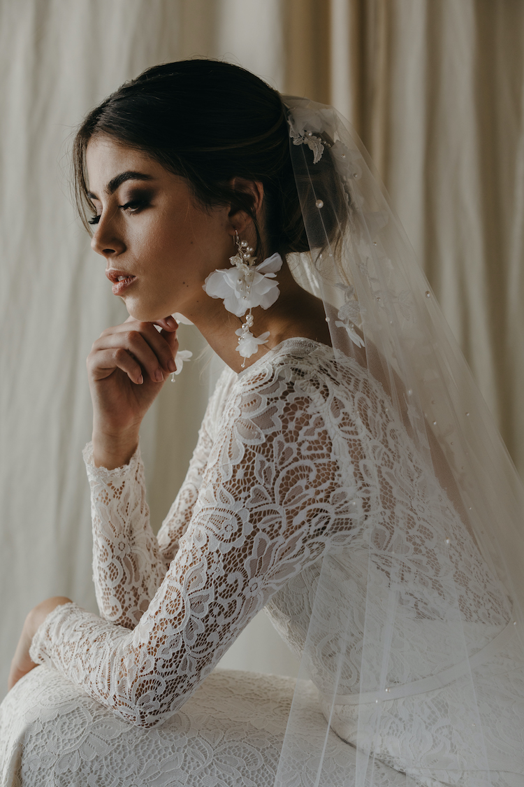 How to choose bridal earrings to suit your neckline - TANIA MARAS ...