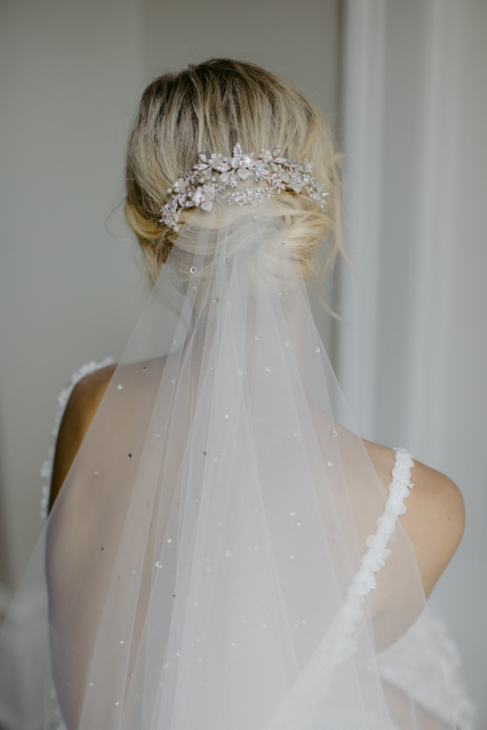 Wedding veils with crystals for the enchanted bride - TANIA MARAS ...