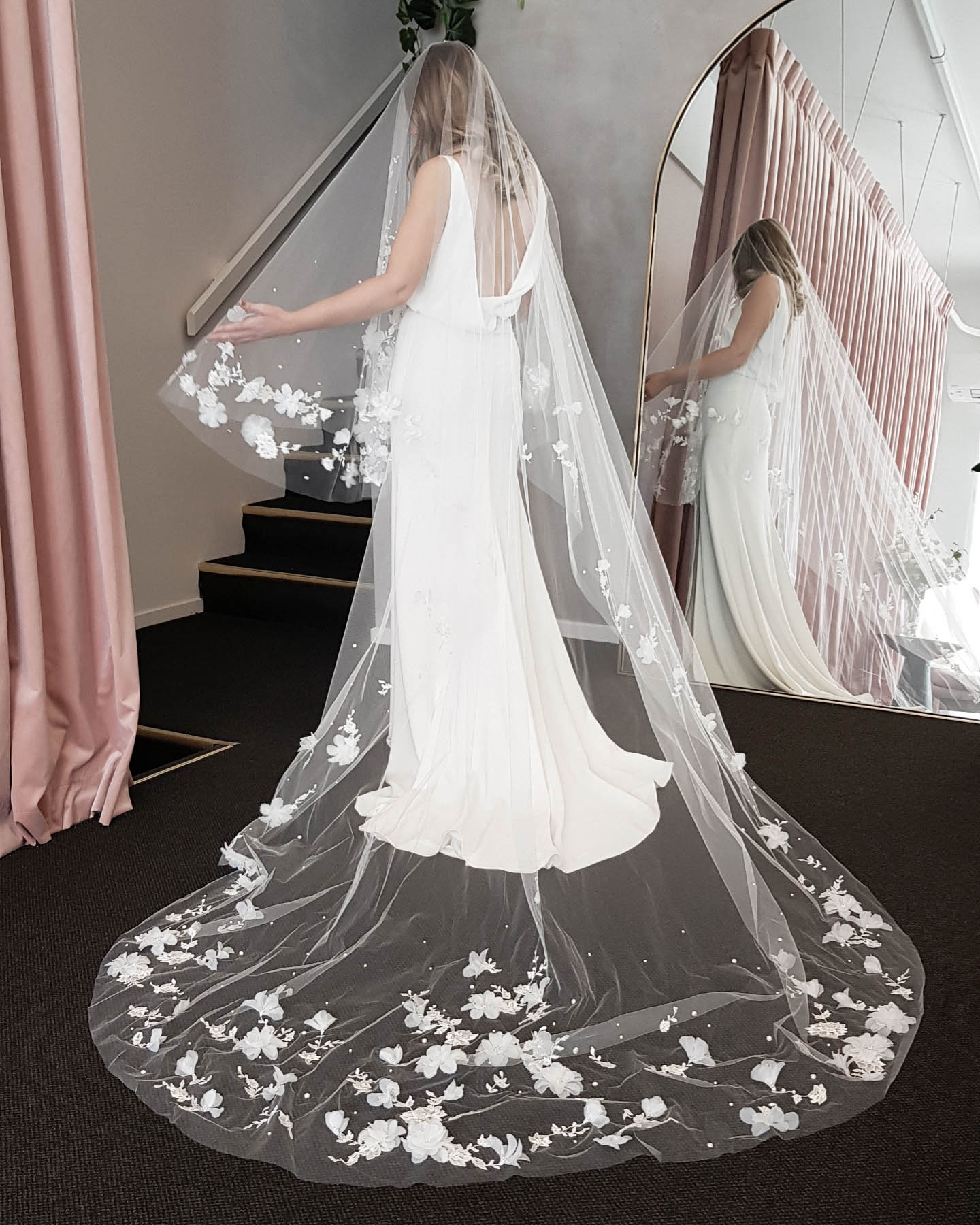 How To Style A Dramatic Wedding Veil Tania Maras Bespoke Wedding Headpieces Wedding Veils