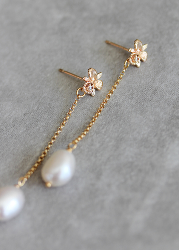 Bella Pearl Drop Earrings 3