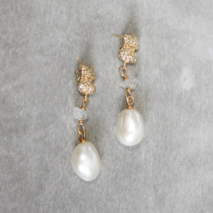 Lara Pearl Drop Earrings 1