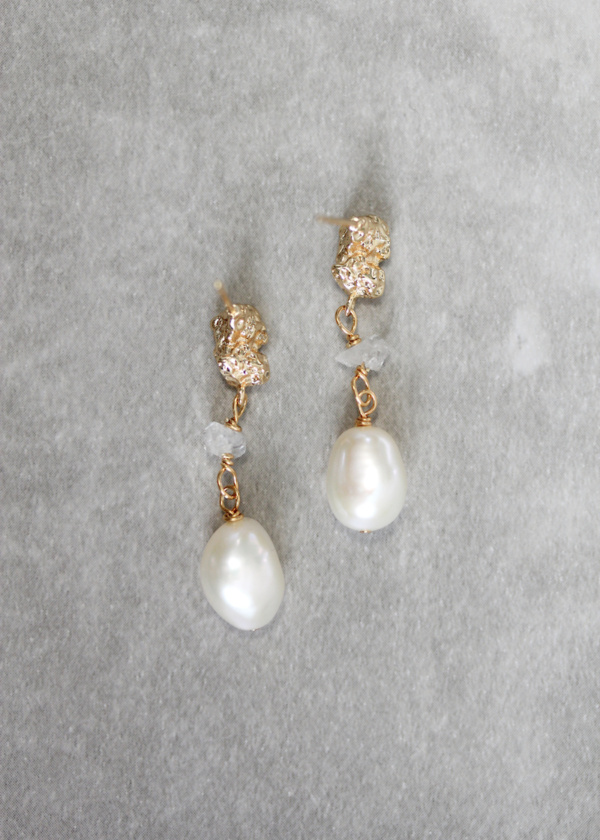 Lara Pearl Drop Earrings 1