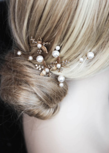 Arden Pearl Bridal Hair Pins 1.jpg