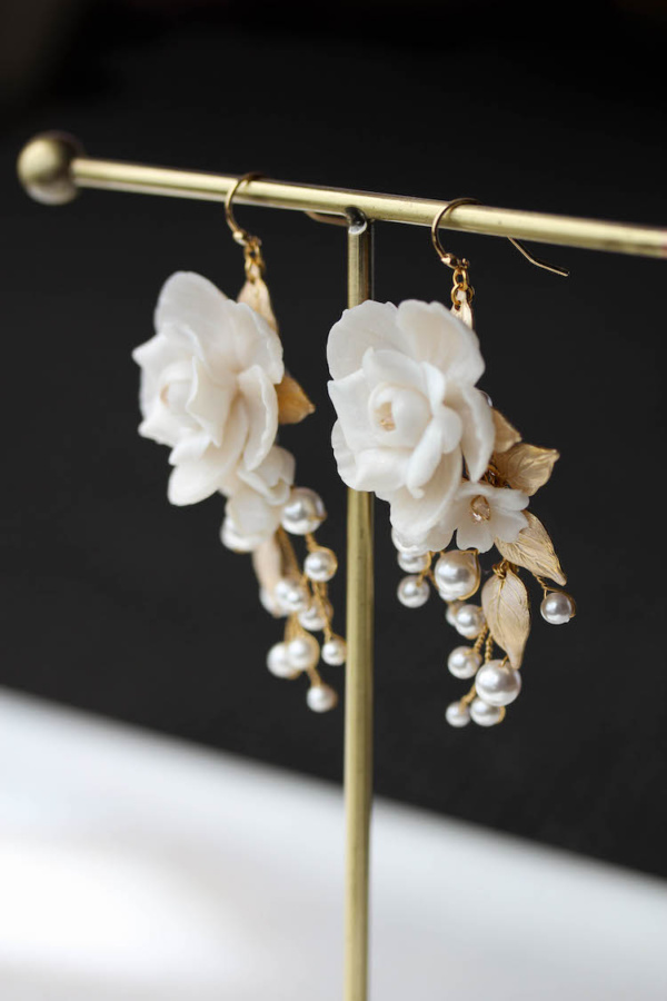 Aurora Gold Wedding Earrings 4.jpg