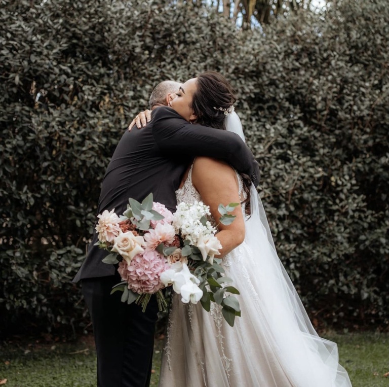 Bride Hanna Wears Lyric Headpiece 2.jpg