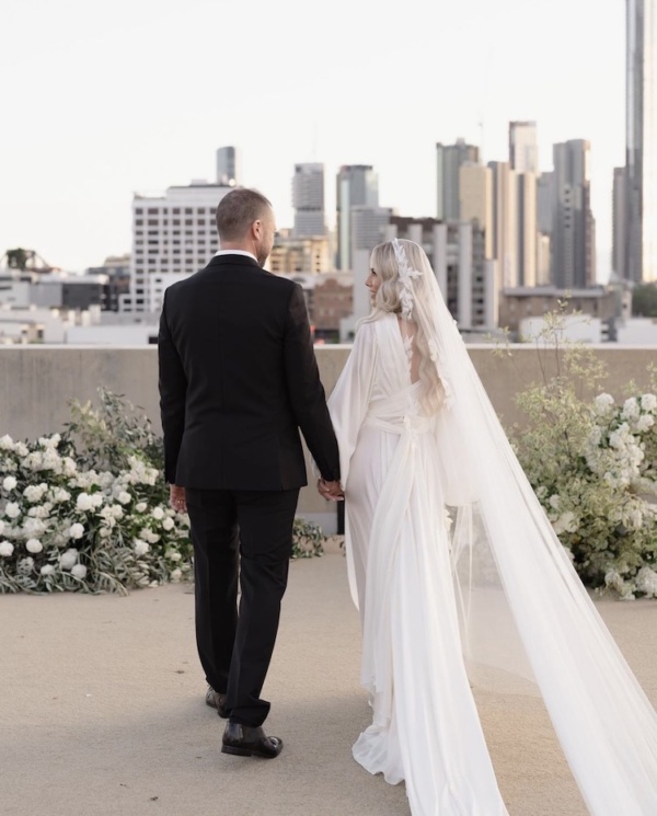 Bride Rebecca Wore Carmen Veil At 320cm 8.jpg