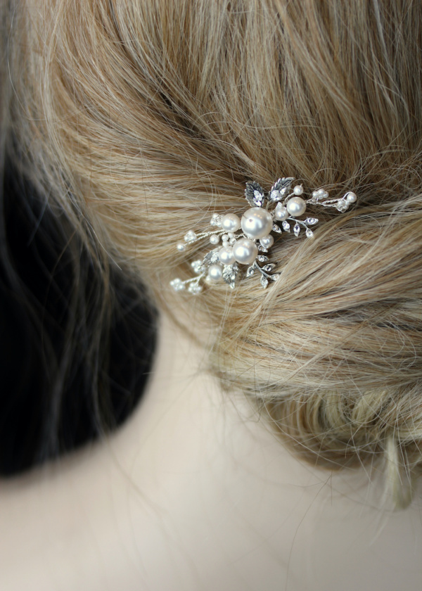 Etienne Pearl Hair Pin 4.jpg