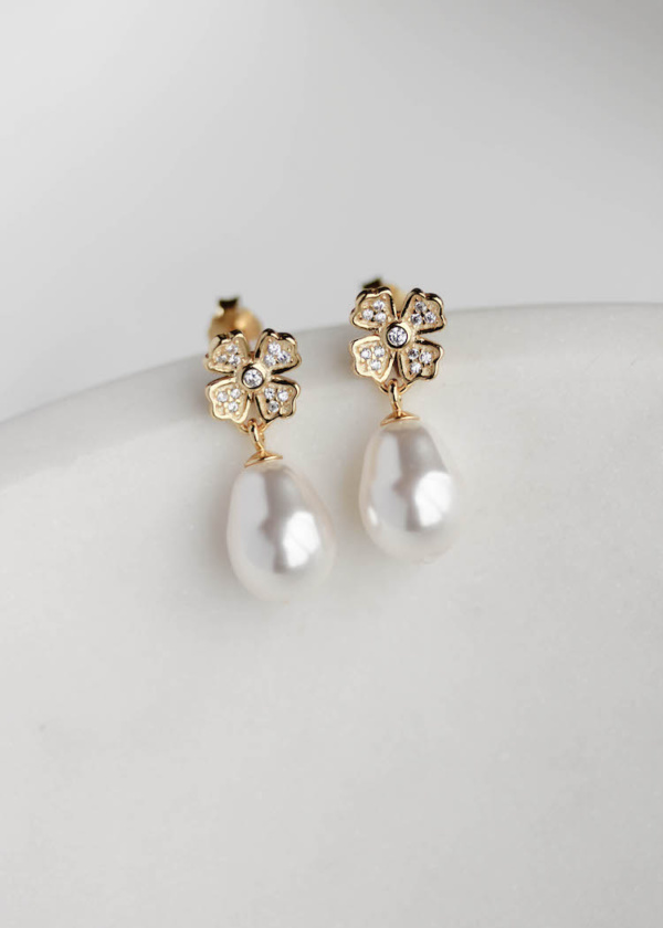 Juliette Floral Bridal Earrings 1.jpg