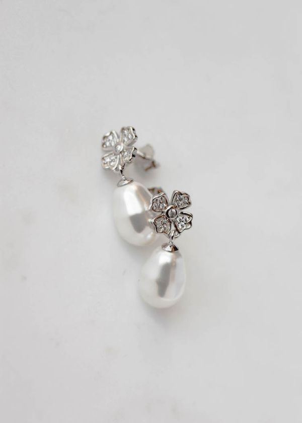 Juliette Floral Bridal Earrings 3.jpg