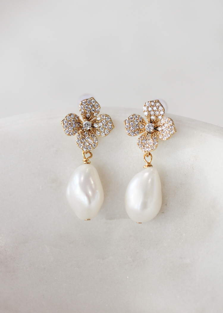 JULIUS | Crystal pearl earrings | TANIA MARAS BRIDAL