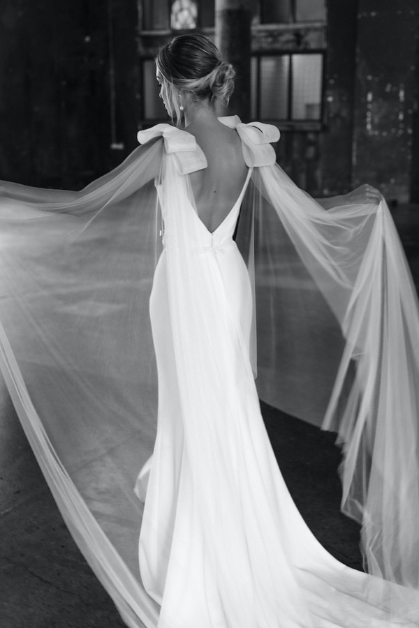 LAURENCE | Bridal shoulder cape | TANIA MARAS BRIDAL