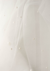 Lumiere Fingertip Veil With Pearls 3.jpg