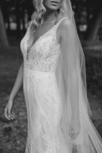 Midnight Long Wedding Veil With Crystals 17.jpg