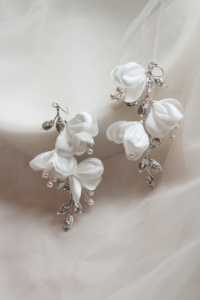 Mornington Bridal Earrings 13.jpg