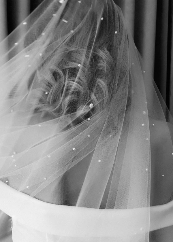 Nadia Long Pearl Bridal Veil 15.jpg