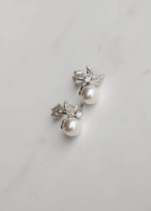 Ninette Small Pearl Earrings 1.jpg