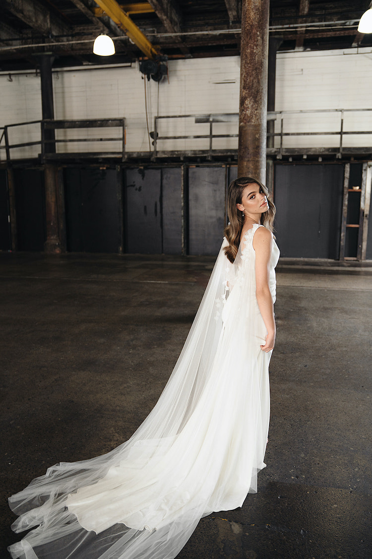 ODESSA | Floral wedding cape | TANIA MARAS BRIDAL