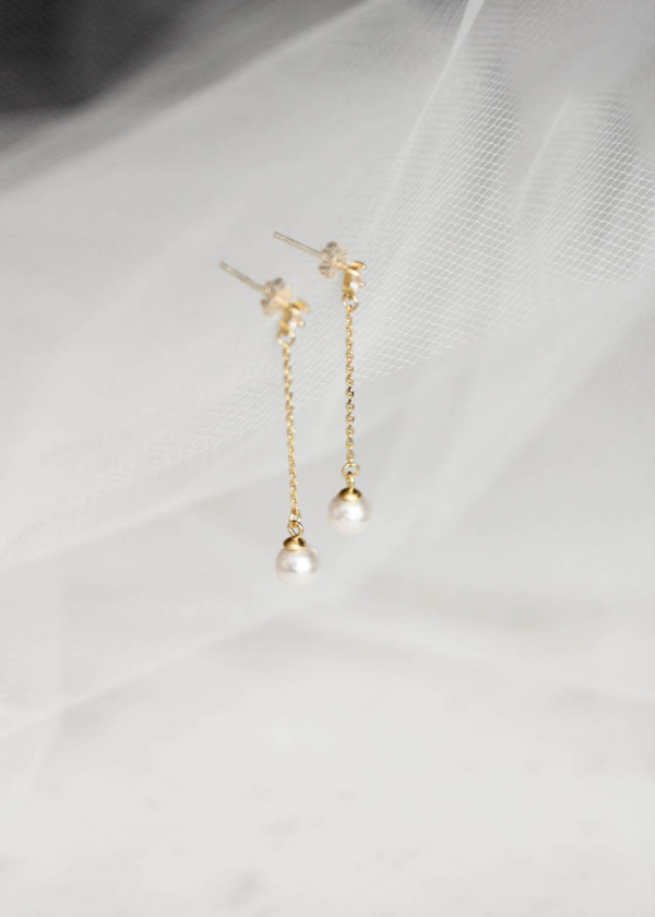 Pablo Minimal Pearl Earrings 5.jpg