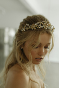 Reina Gold Wedding Crown With Pearls 1.jpg