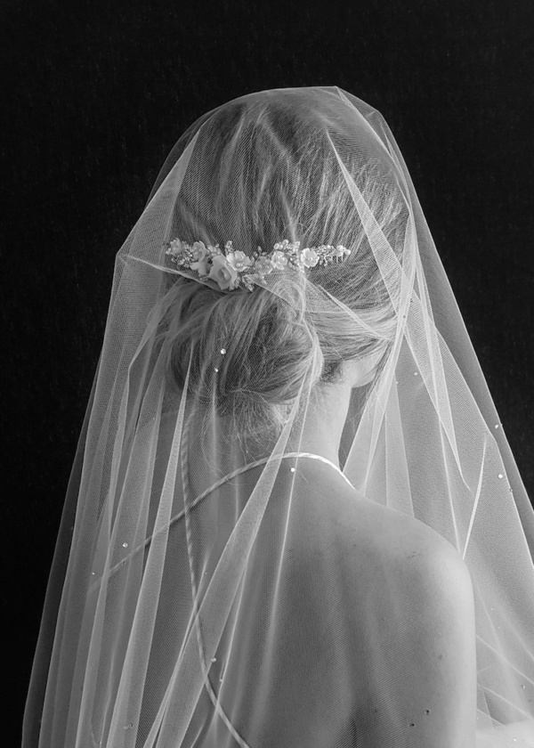 Verse Bridal Hair Comb With Margaux Veil 2.jpg