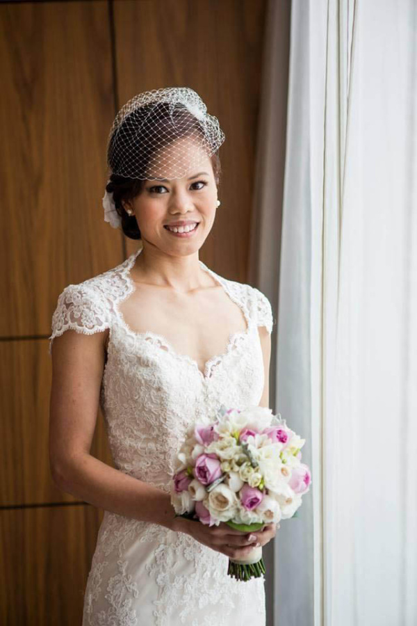 Bride Kim Abbey Birdcage Veil And Louisa Flower.jpg