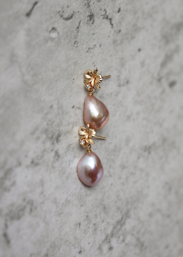 Bianca Mauve Pearl Earrings 3