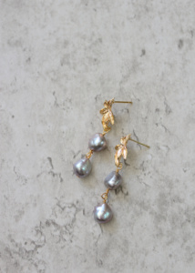 Matteo Grey Pearl Earrings 4