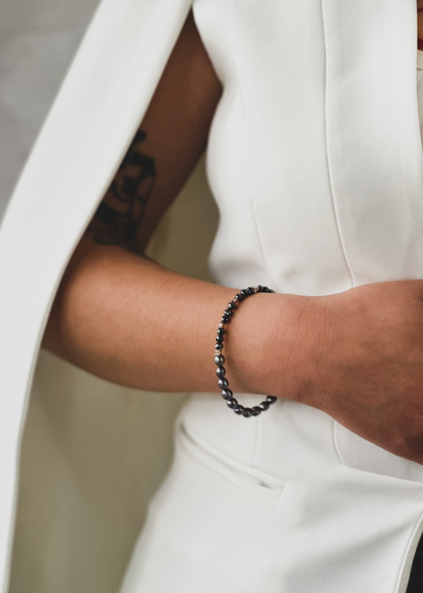 Raphael Grey Pearl Bracelet 5