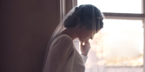 What every bride should know about drop veils