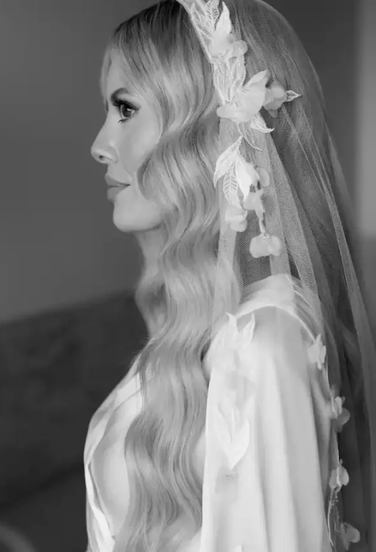 114 Bride Rebecca Wore Carmen Veil At 320cm 1 750x929