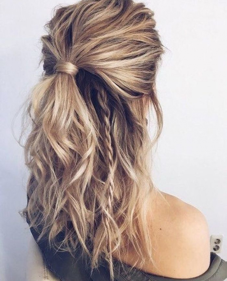 37 Beautiful Half Up Half Down Hairstyles Half Up Pony 2