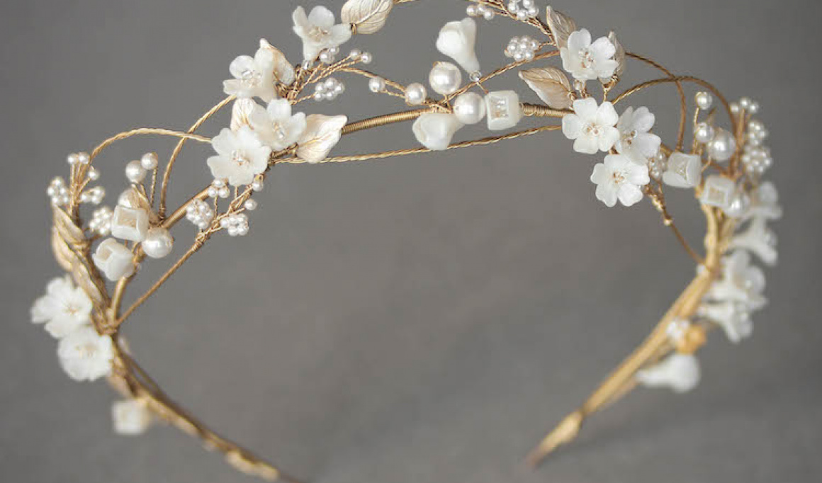 An Airy And Romantic Floral Headband For Bride Megan 1