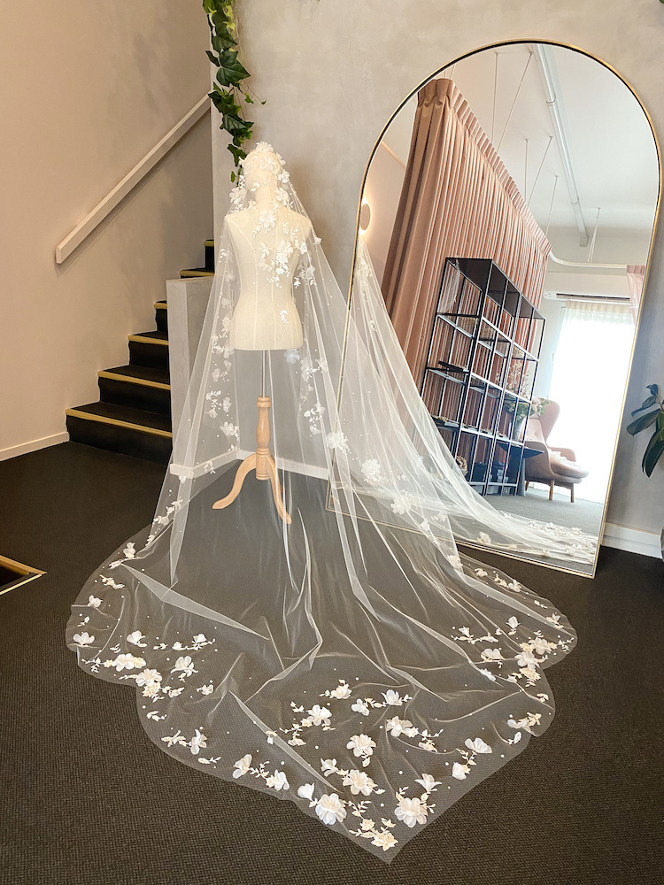 Bespoke For Annis Riviera Veil With Leaf Train 1