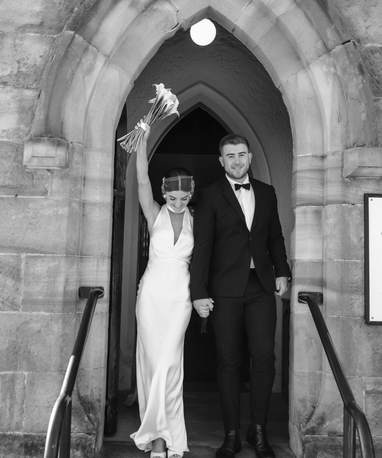 Bride Ashleigh Wears Parker Veil With Pearls 8