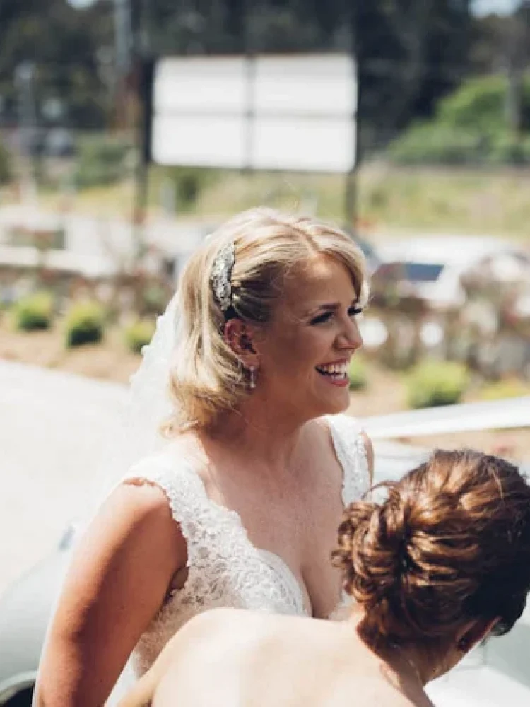 Bride Erin Wearing Rhinestone Wedding Hair Comb 3 850x567