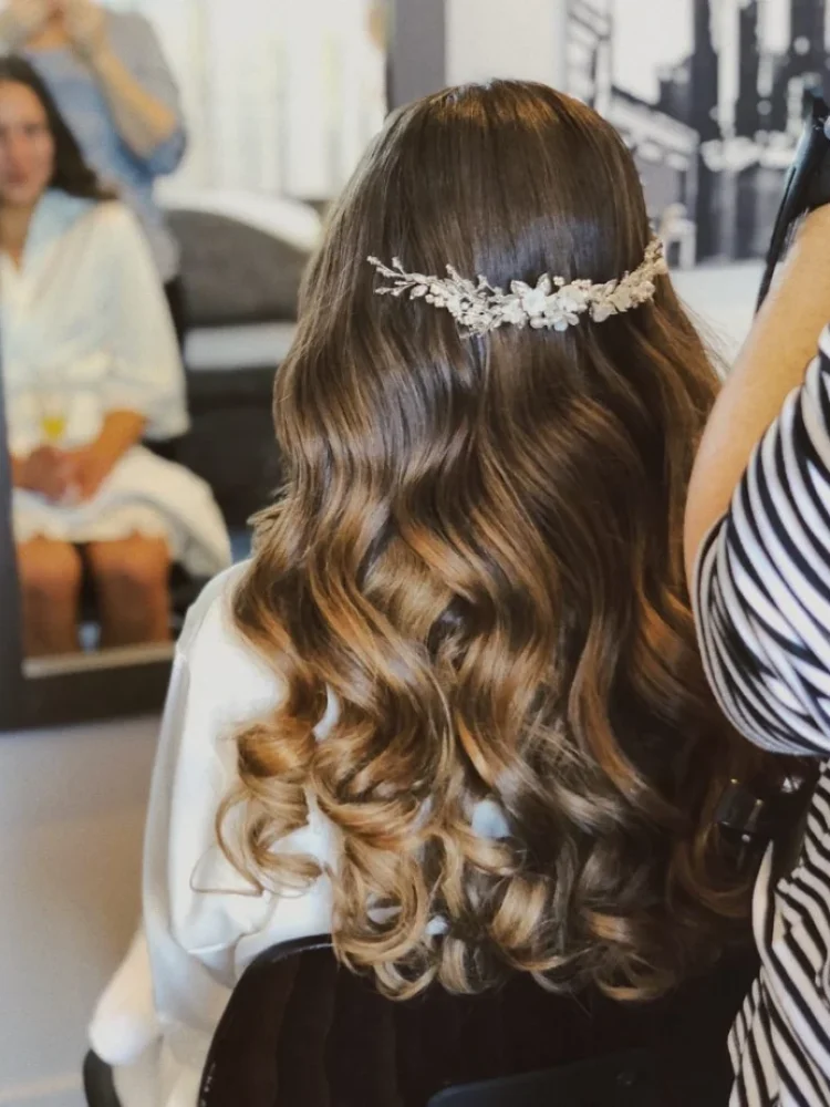 Bride Jess Wearing Le Poeme Headpiece In Silver Ivory 1 821x1024