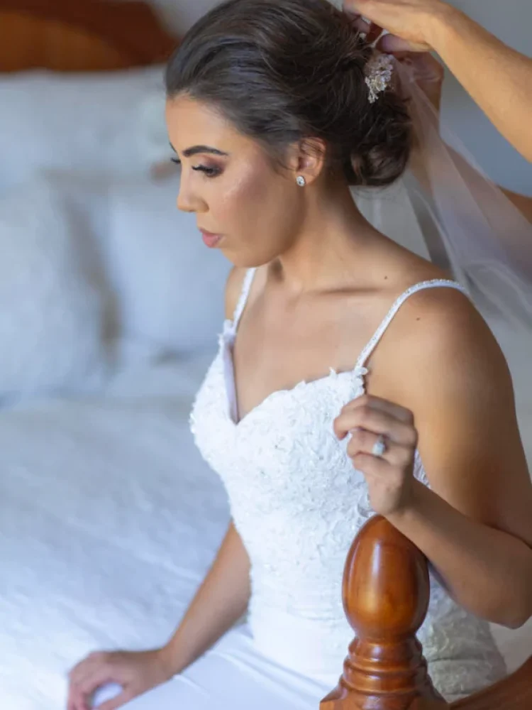 Bride Jessica Wearing Marion Headpiece And Audrey Veil 4 683x1024