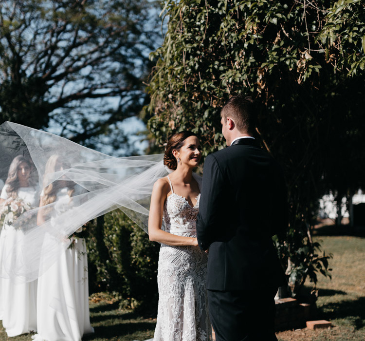 Bride Kahla Wearing Amora Veil (11)