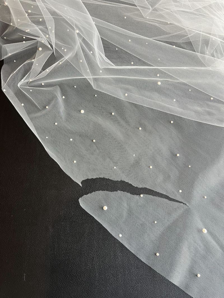 Can You Fix A Hole In A Wedding Veil