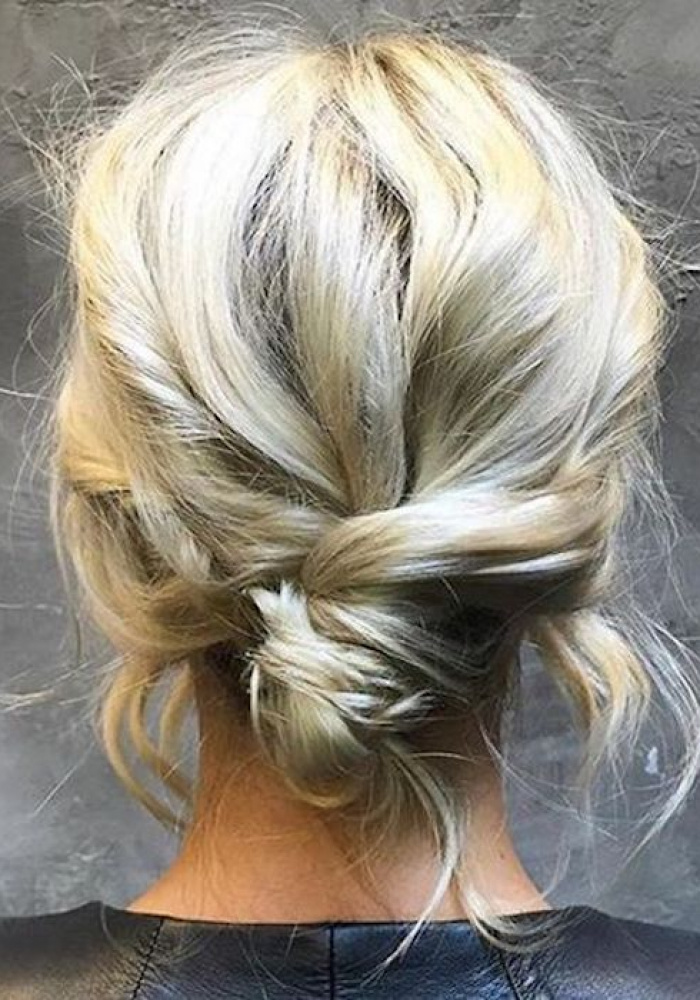 Easy Updos Simple And Stunning Wedding Hairstyles You'll Love 8