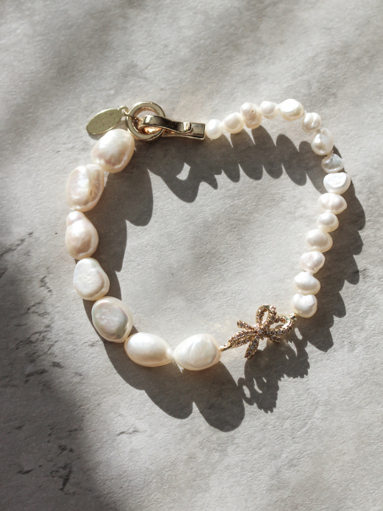 Evander Pearl Bridal Bracelet 4