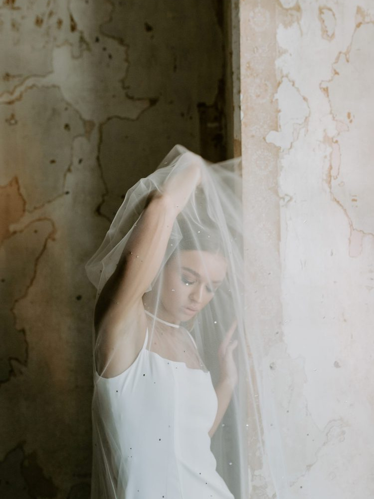 Embellished Veils For The Modern Bride Midnight Veil 1