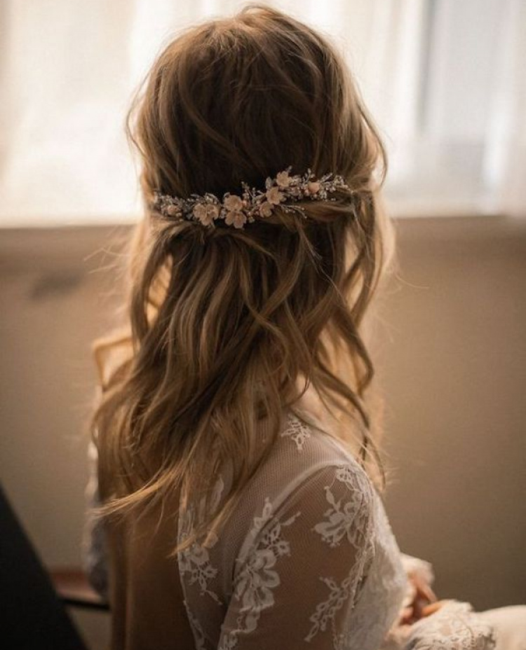 Half Up Hairstyles For Wedding Veils 1